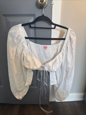 Verge Girl White Peasant Crop Top with Puff Sleeves